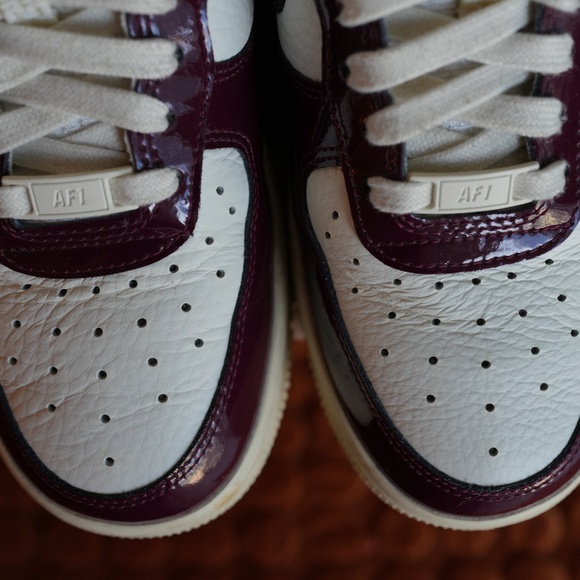 Nike WMNS Air Force 1 Low Dark Beetroot - Picture 4 of 12